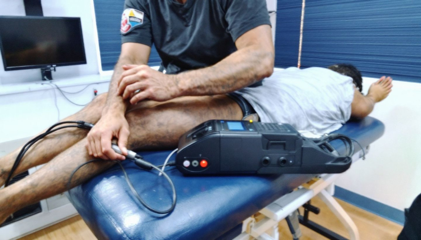 Comment l'électrostimulation peut révolutionner la rééducation lombaire ?